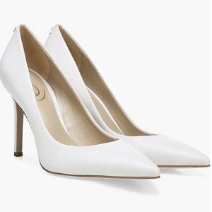 Brand new! Hazel Pointed Toe Pump - Wide Width Available (Women)